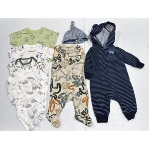 Lot of 7 Baby Boys 0-3M Carters Footies, Bodysuits, T-Shirt Cat & Jack, Primark